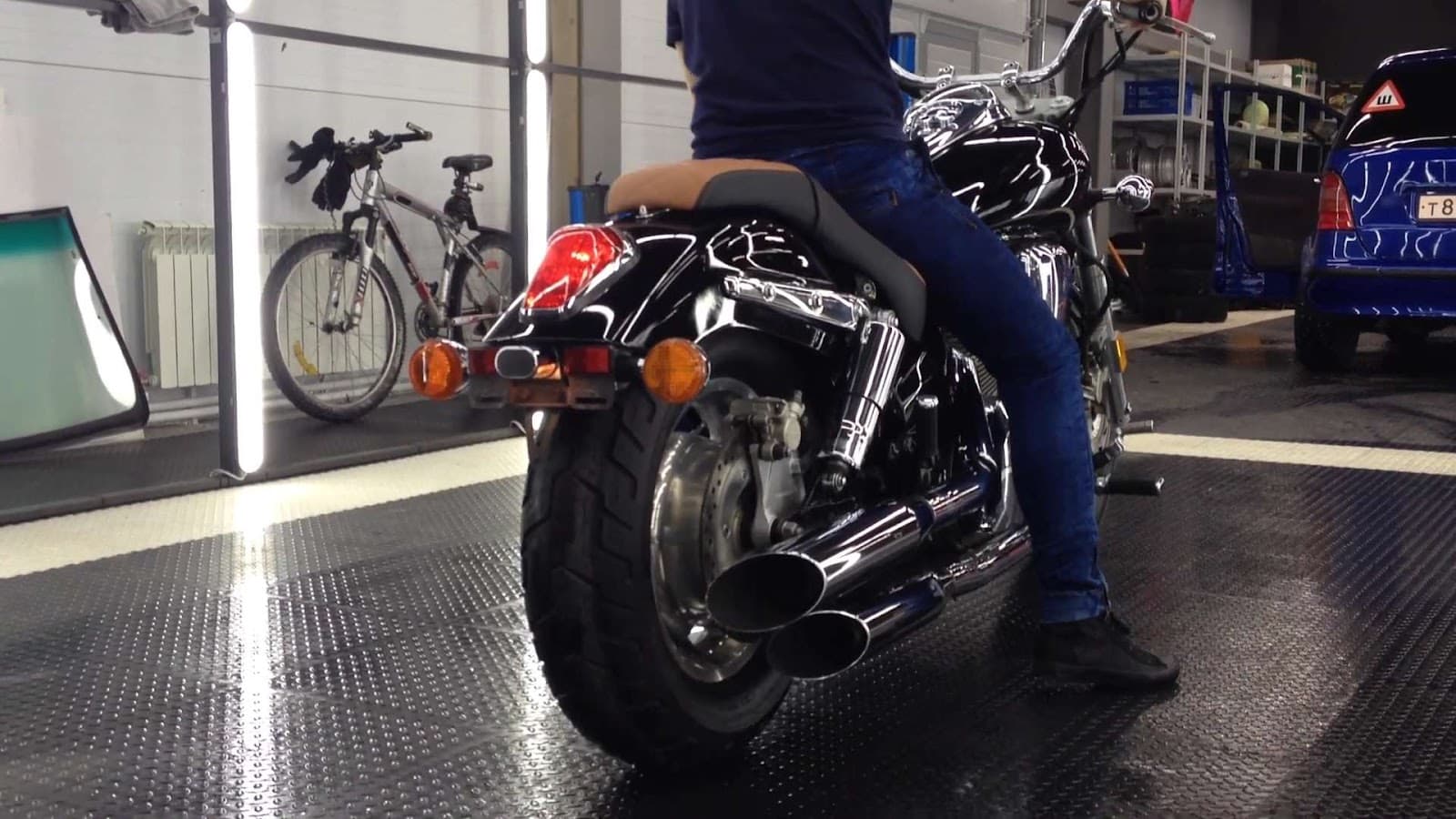 Close up of Honda vtx 1300 exhaust.