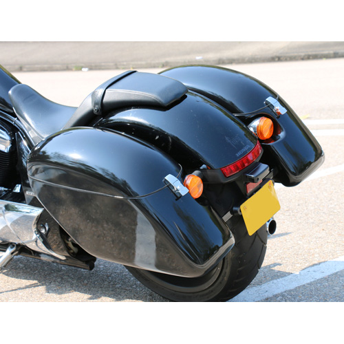 Motorcycle saddlebags
